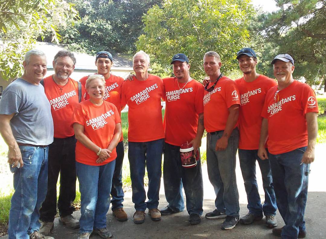 Samaritans Purse volunteer group
